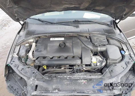 2010 Volvo S80 T6 z USA, uszkodzony, nr VIN YV1992AH6A1127600